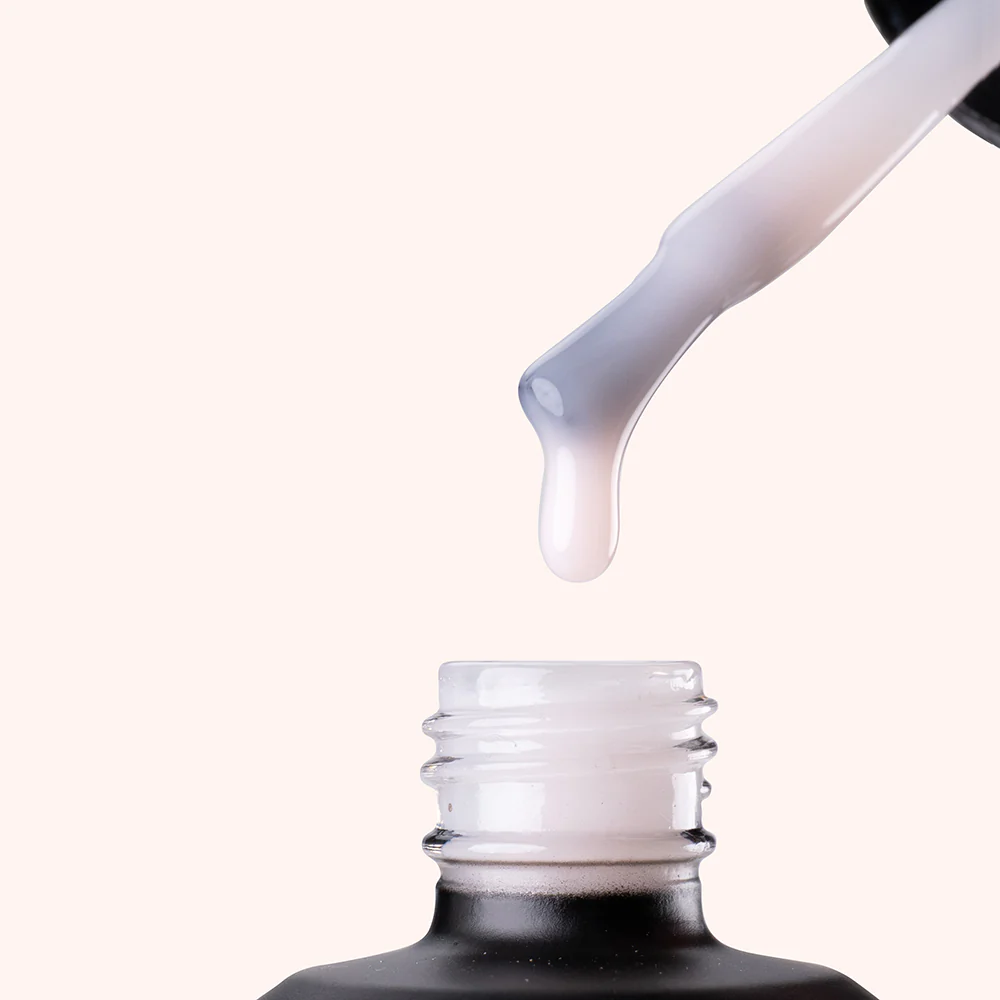 Liquid Acrygel Milky Ivory - Image 3