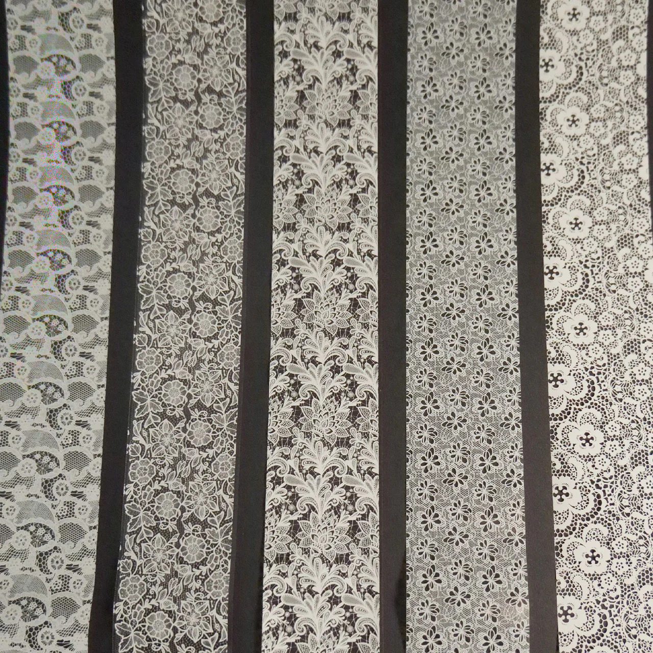 Nail Art Transfer Foil Set Black & White Lace - Image 3